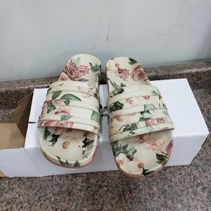 ADILETTE EE FLORAL SLIDE